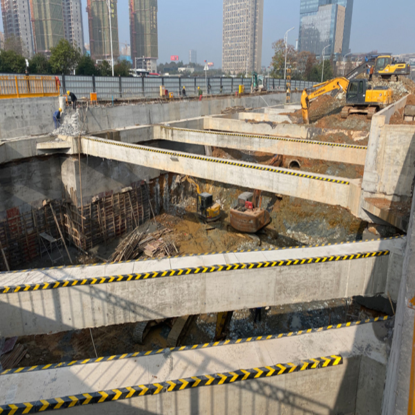 長沙市軌道交通6號線工程湘雅醫(yī)院站基坑支護(hù)